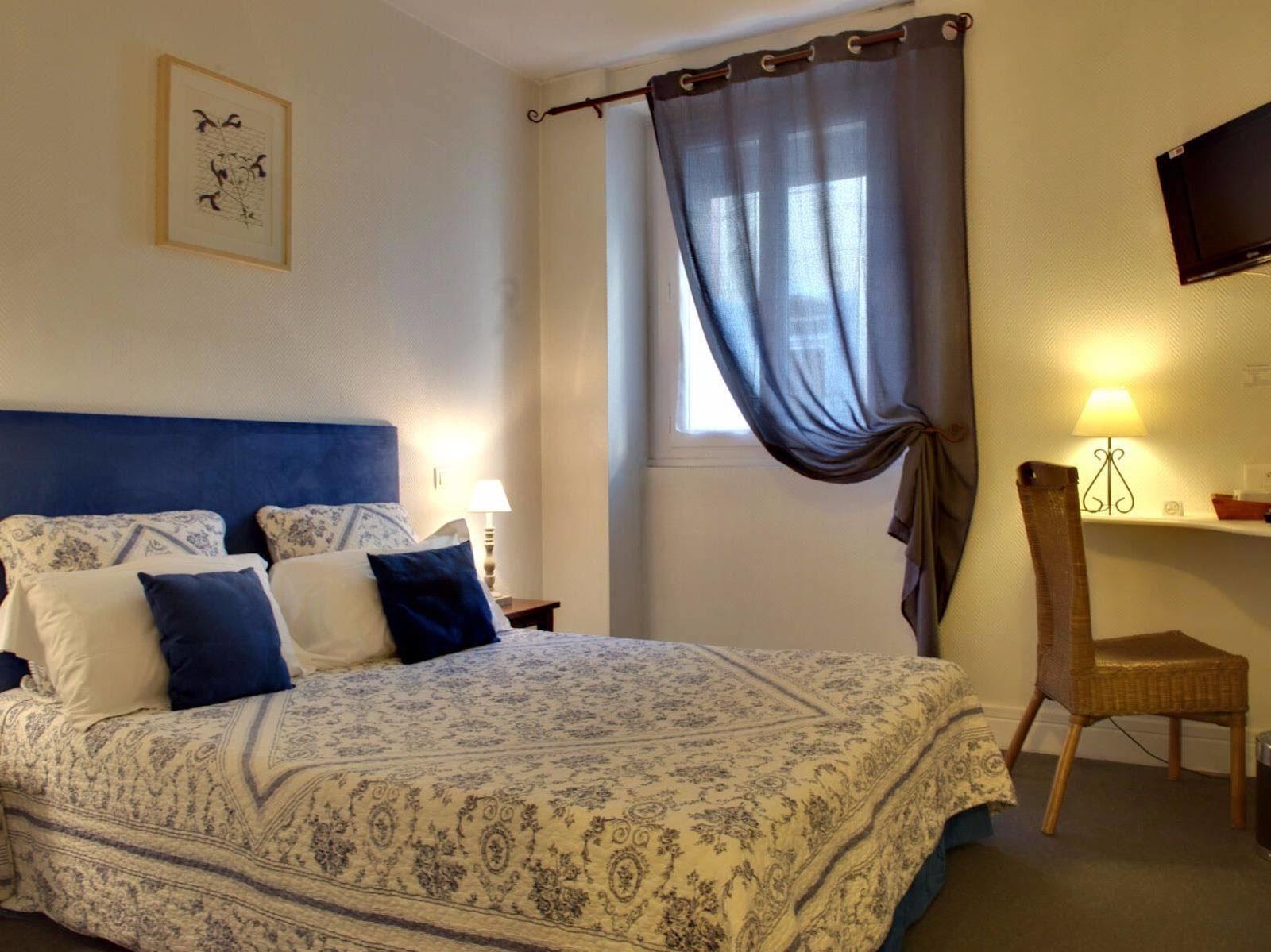 Logis Hotel Orly Ales Ngoại thất bức ảnh