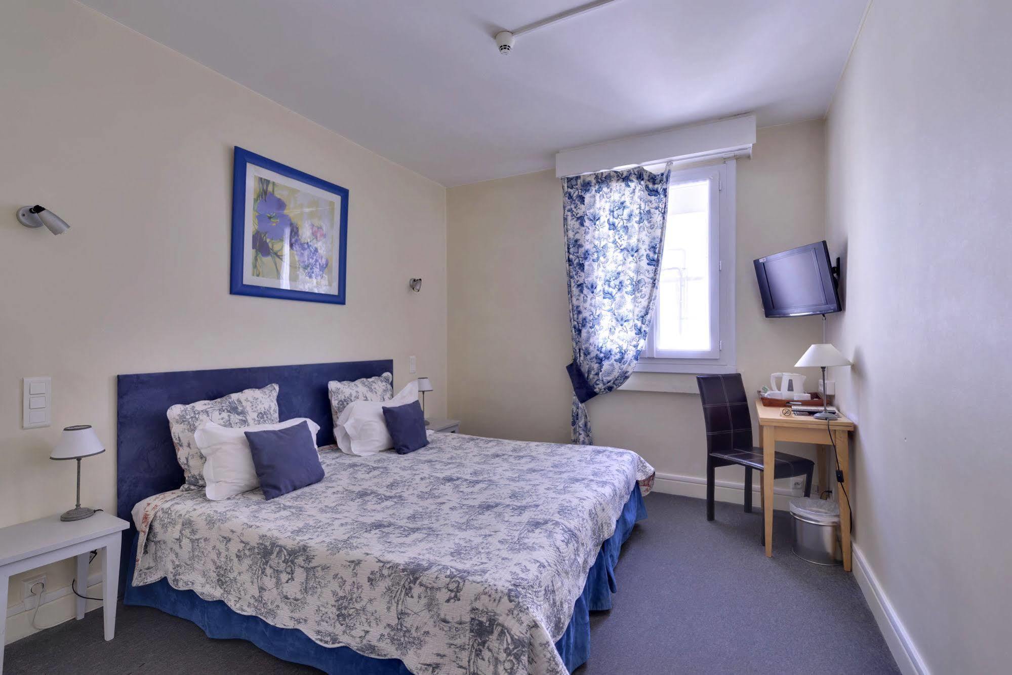 Logis Hotel Orly Ales Ngoại thất bức ảnh